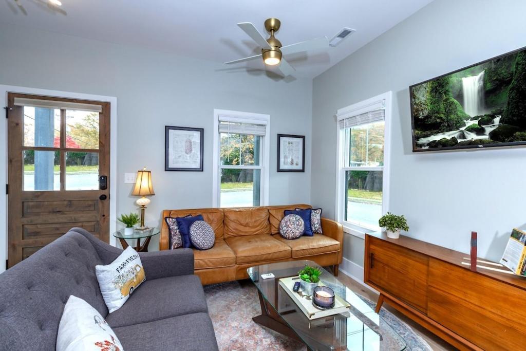 Heart Of Brevard Hideaway - Walk/Bike To Downtown! Exteriör bild